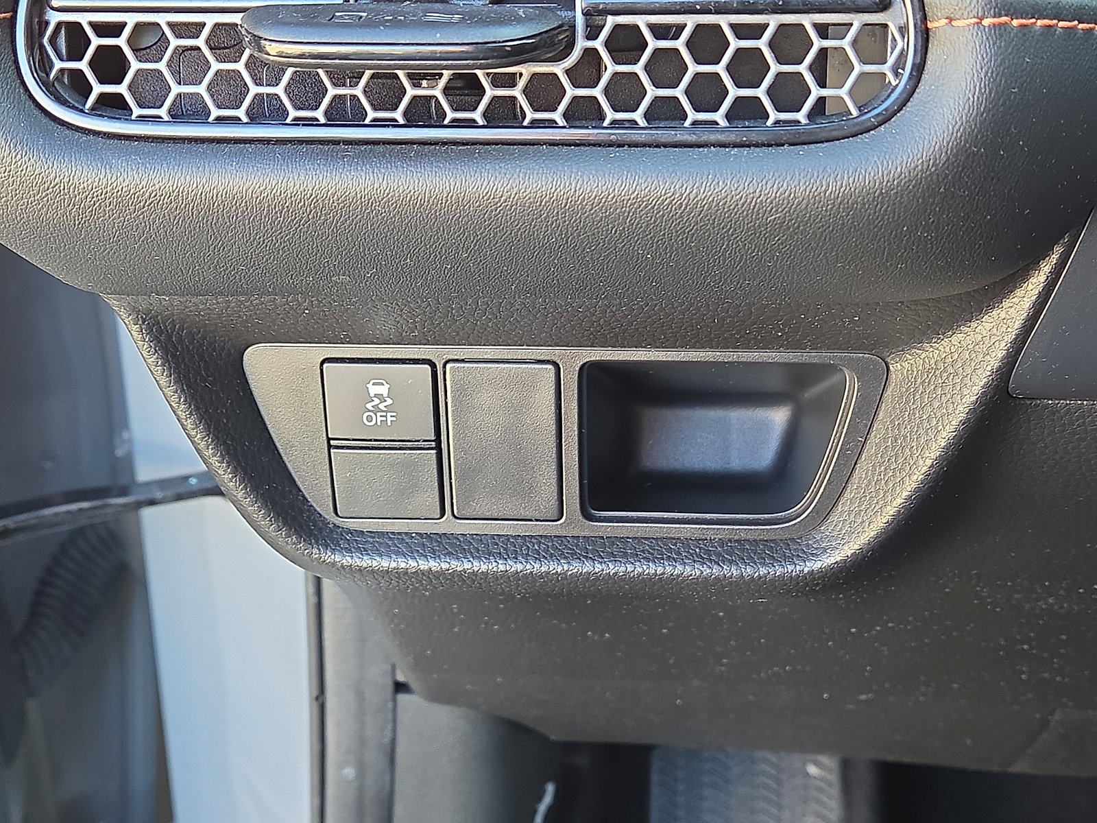 Used 2023 Honda HR-V Sport image 24