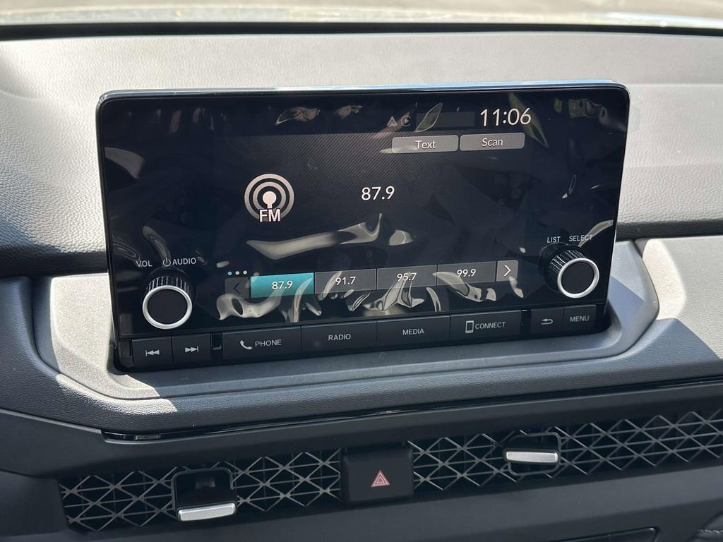 Certified 2025 Honda Accord SE image 21