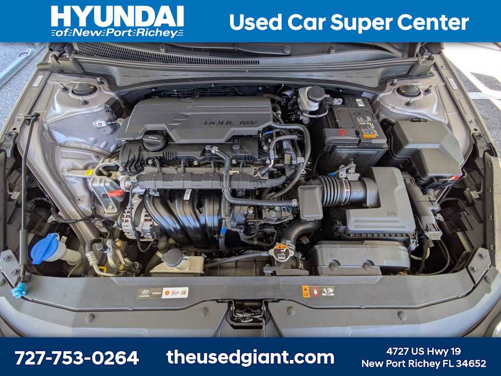 Used 2023 Hyundai Elantra SEL w/ Preferred Accessory Package image 12