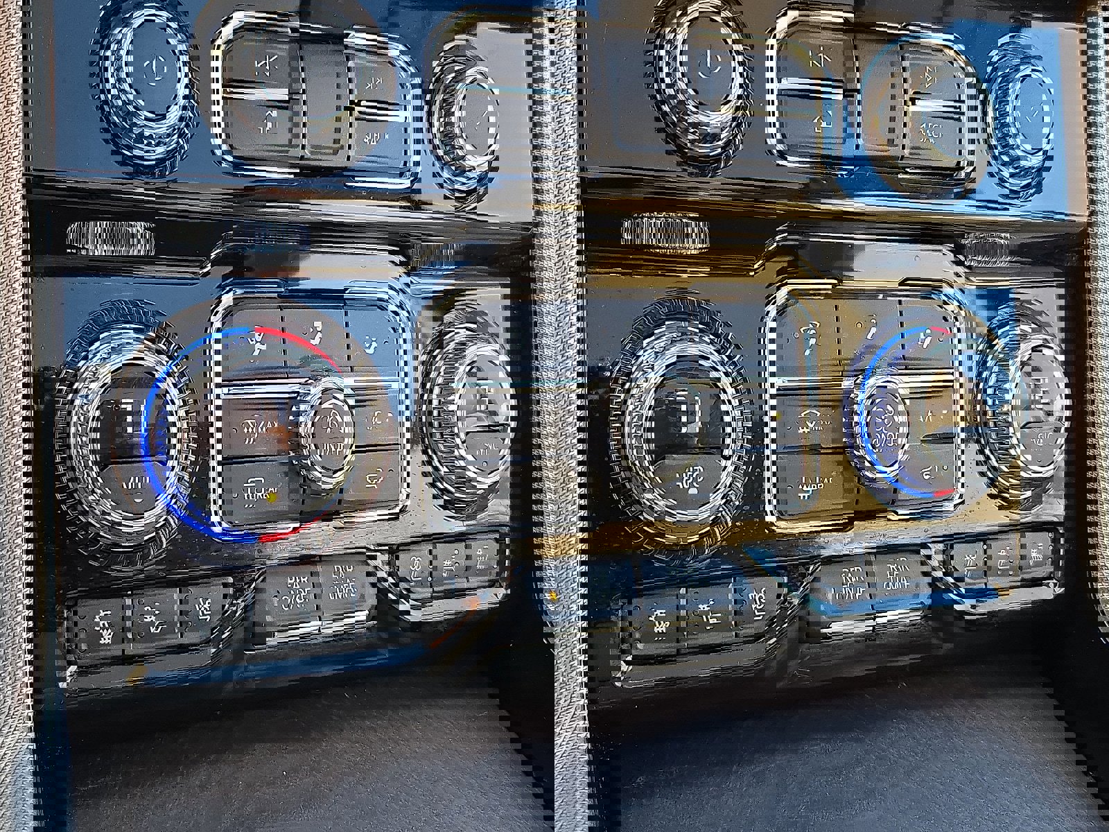 Used 2021 GMC Yukon Denali w/ Denali Ultimate Package image 17