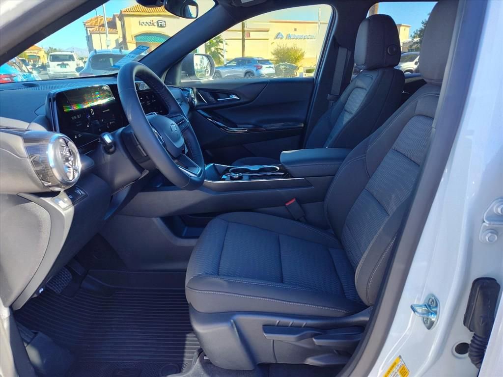 New 2026 Chevrolet Equinox LT w/ Midnight Edition image 6