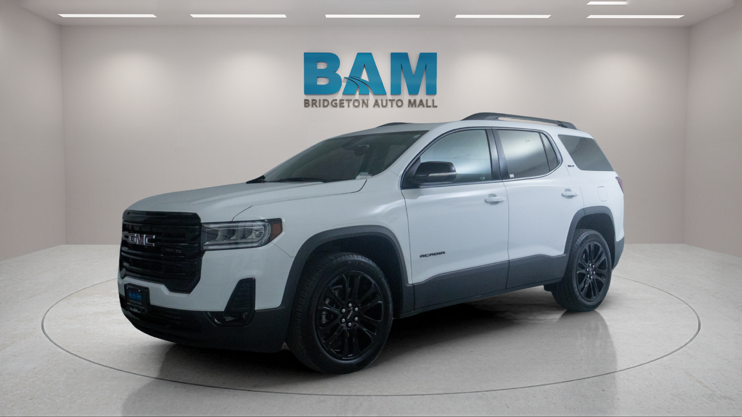 Used 2023 GMC Acadia SLT w/ Elevation Edition FWD image 3