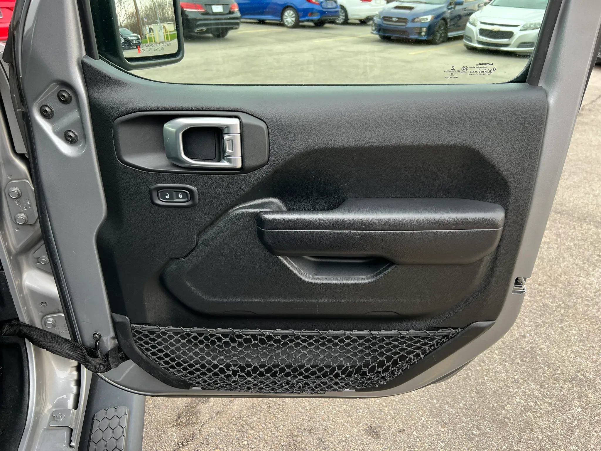 Used 2018 Jeep Wrangler Unlimited Sport S image 25