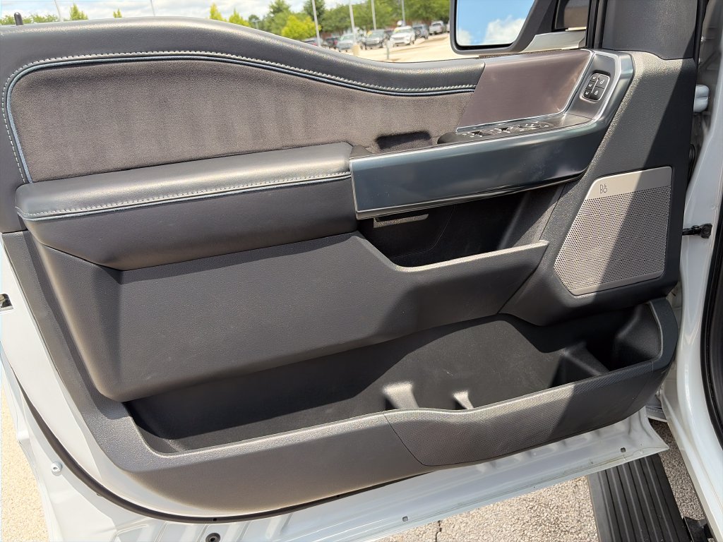Used 2025 Ford F150 Platinum AWD/4WD image 16