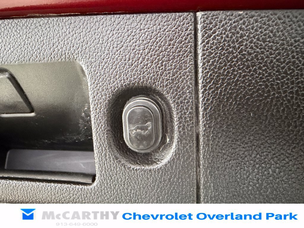 Used 2017 GMC Yukon XL SLE w/ SLE Value Package RWD image 27