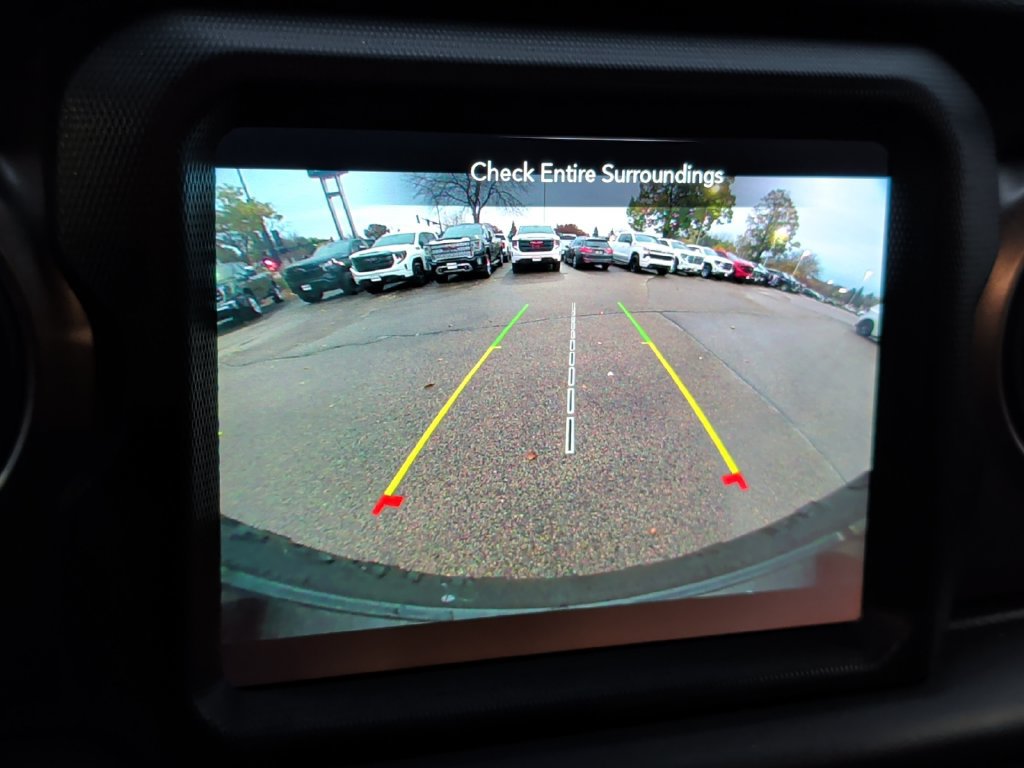 Used 2021 Jeep Wrangler Unlimited Sport AWD/4WD image 22