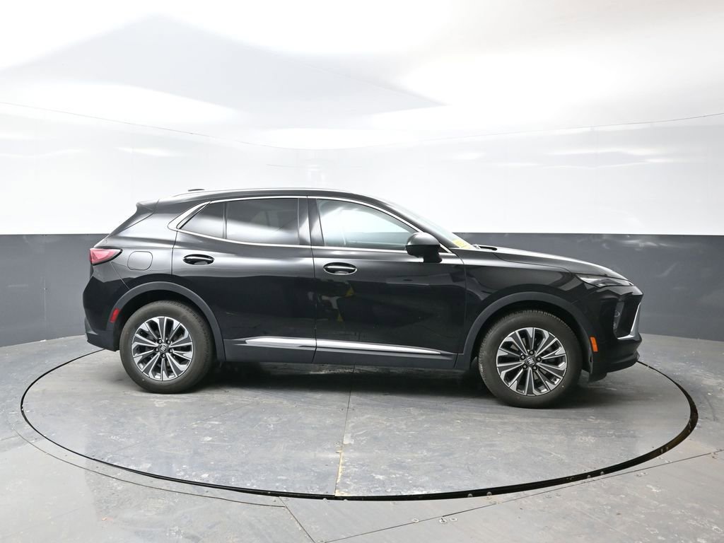 Used 2024 Buick Envision Preferred image 4