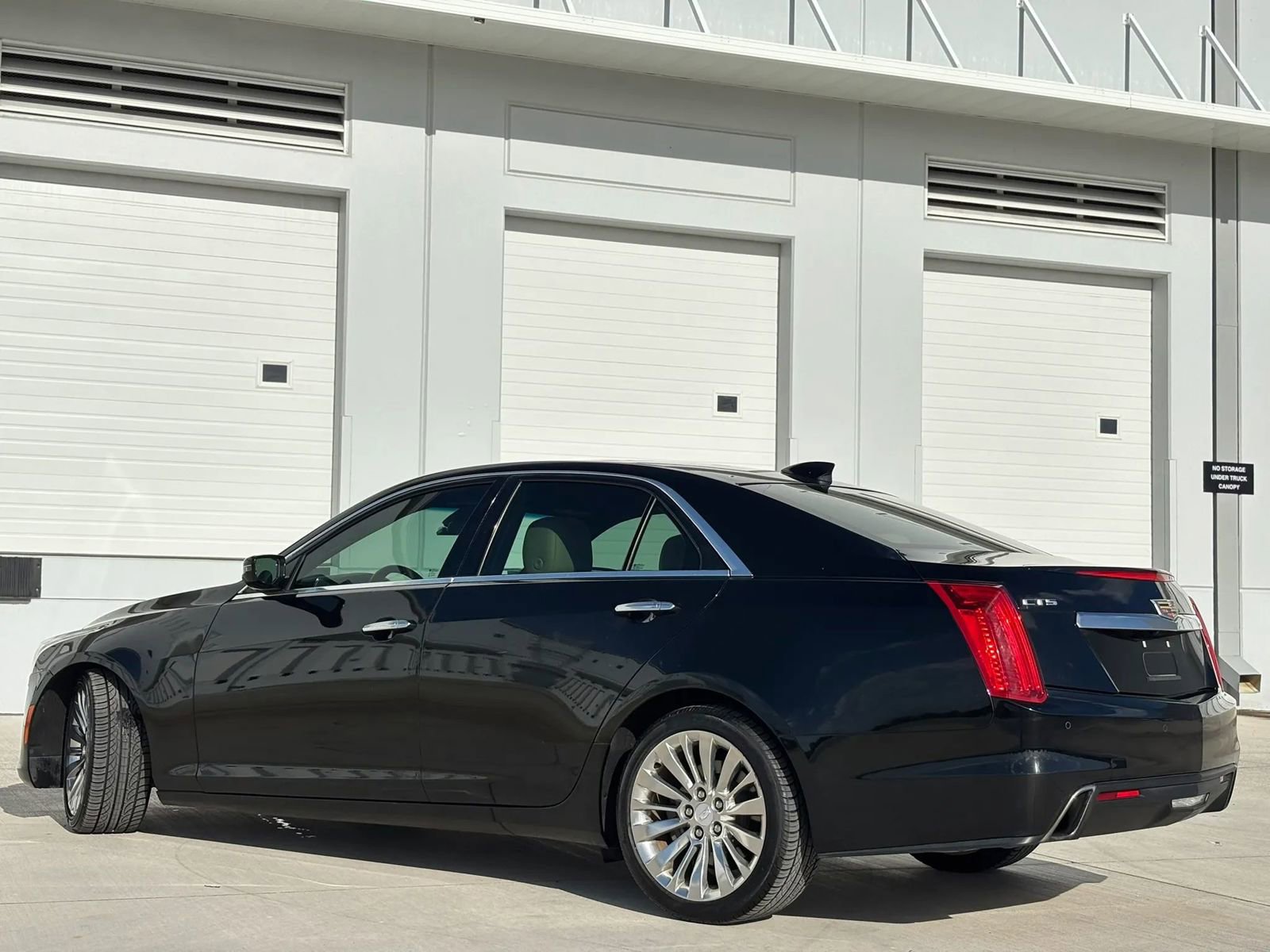 Used 2017 Cadillac CTS Luxury RWD image 11