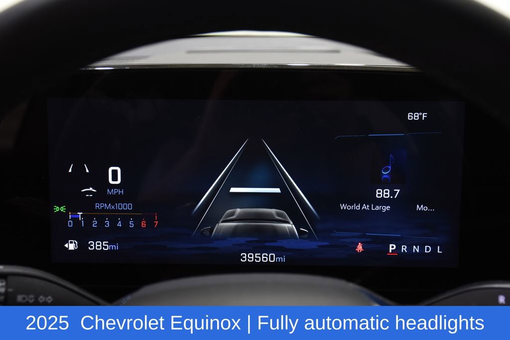 Used 2025 Chevrolet Equinox LT FWD image 12