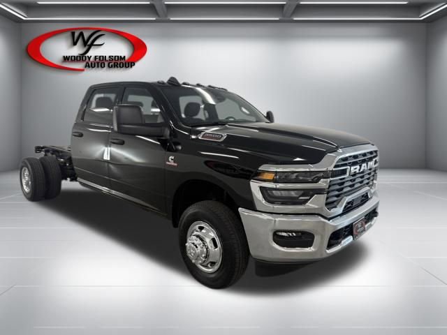 New 2026 RAM 3500 Tradesman w/ Chrome Appearance Group A AWD/4WD image 3