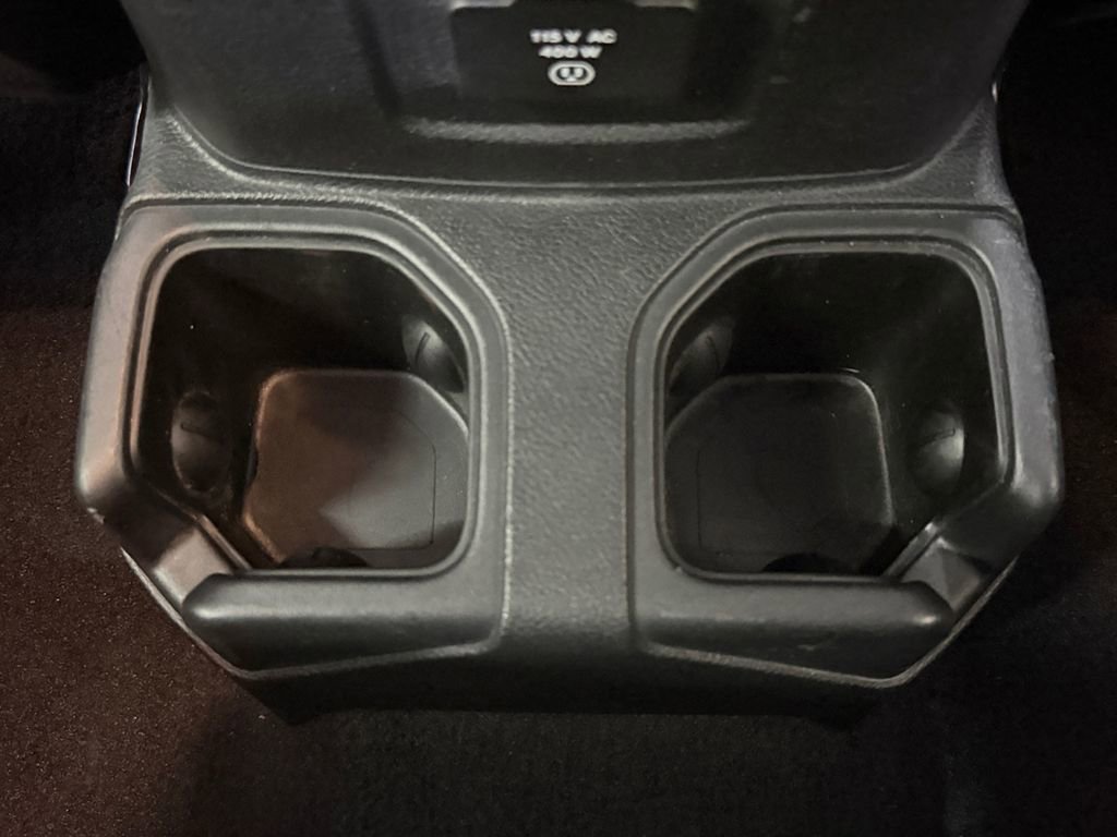 Used 2020 Jeep Gladiator Overland w/ Uconnect 4C Nav & Sound Group AWD/4WD image 28