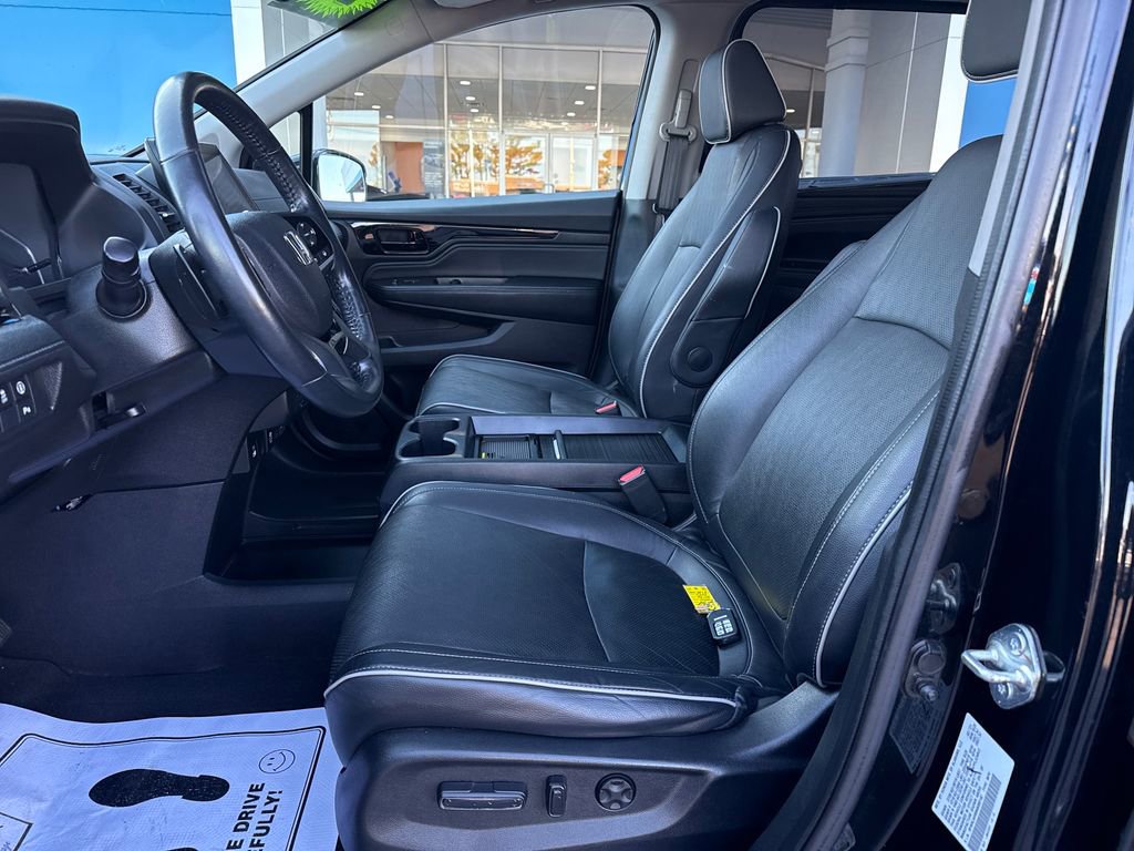 Used 2022 Honda Odyssey Elite image 11