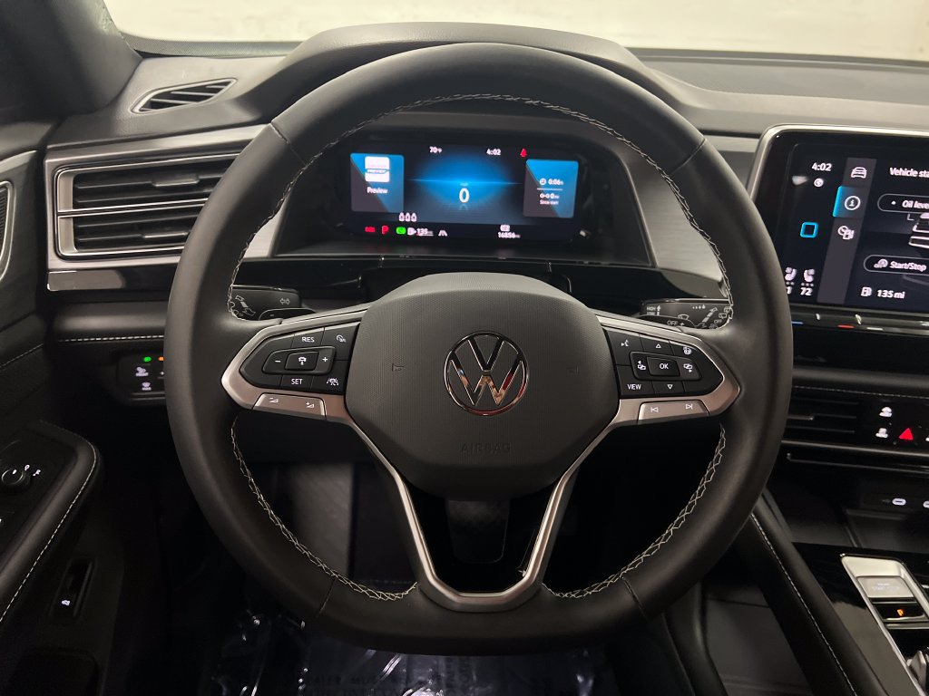 Used 2024 Volkswagen Atlas Cross Sport SE FWD image 17