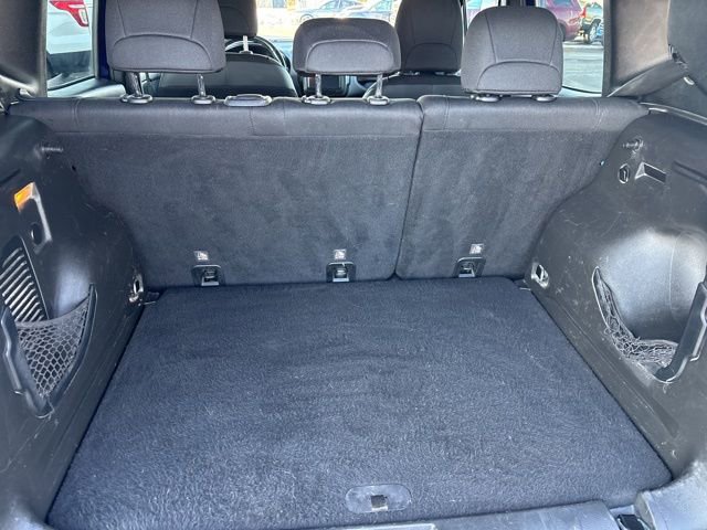 Used 2018 Jeep Renegade Altitude w/ Advanced Technology Group image 32