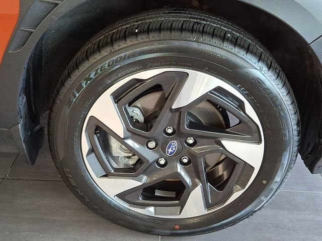 Certified 2024 Subaru Crosstrek 2.5i Limited w/ Popular Package #4A image 8