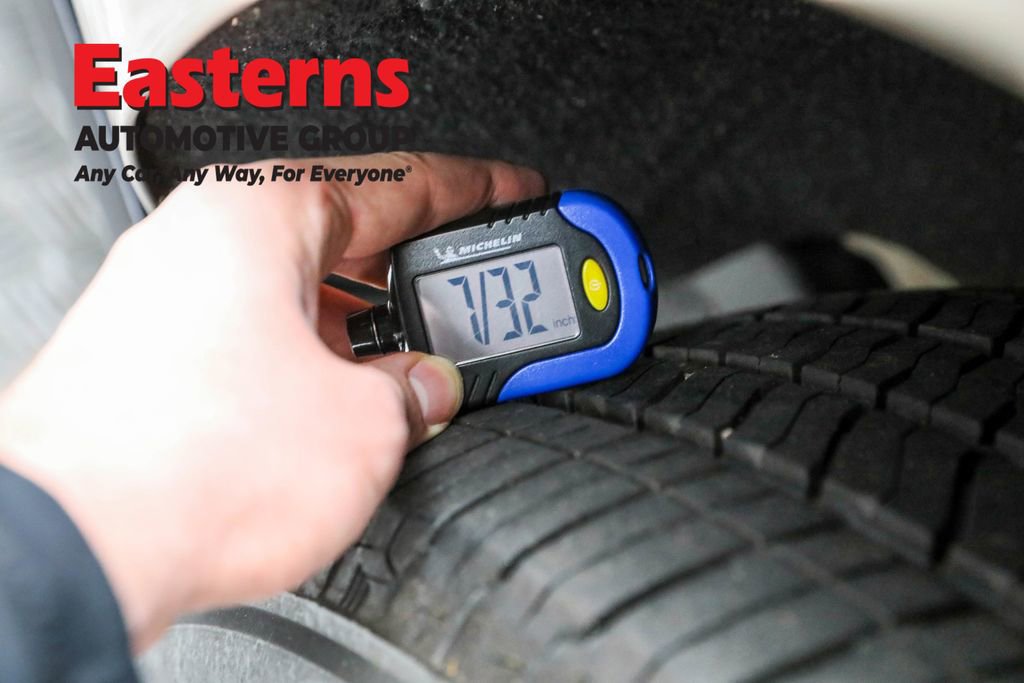 Used 2021 Cadillac Escalade ESV Premium Luxury Platinum image 33