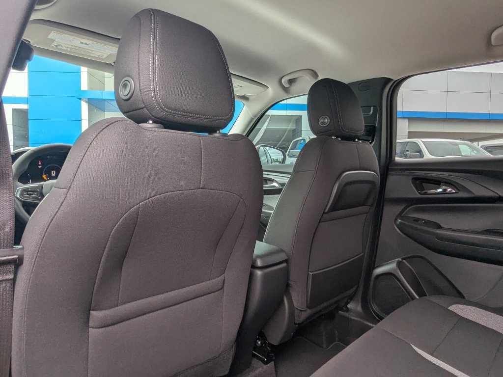 New 2026 Chevrolet TrailBlazer LT w/ LT Cold Weather Package FWD image 10