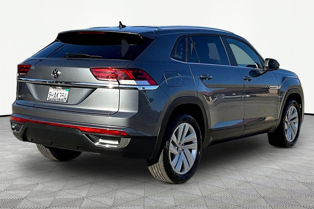 Used 2023 Volkswagen Atlas Cross Sport SE FWD image 6