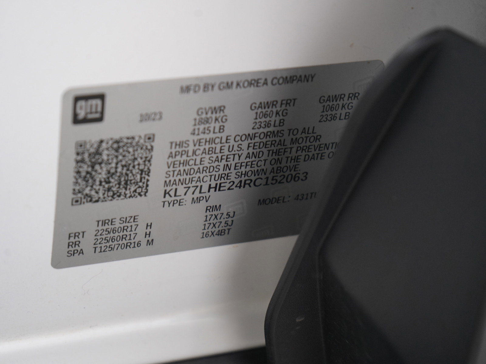 Used 2024 Chevrolet Trax LT w/ Driver Confidence Package image 29