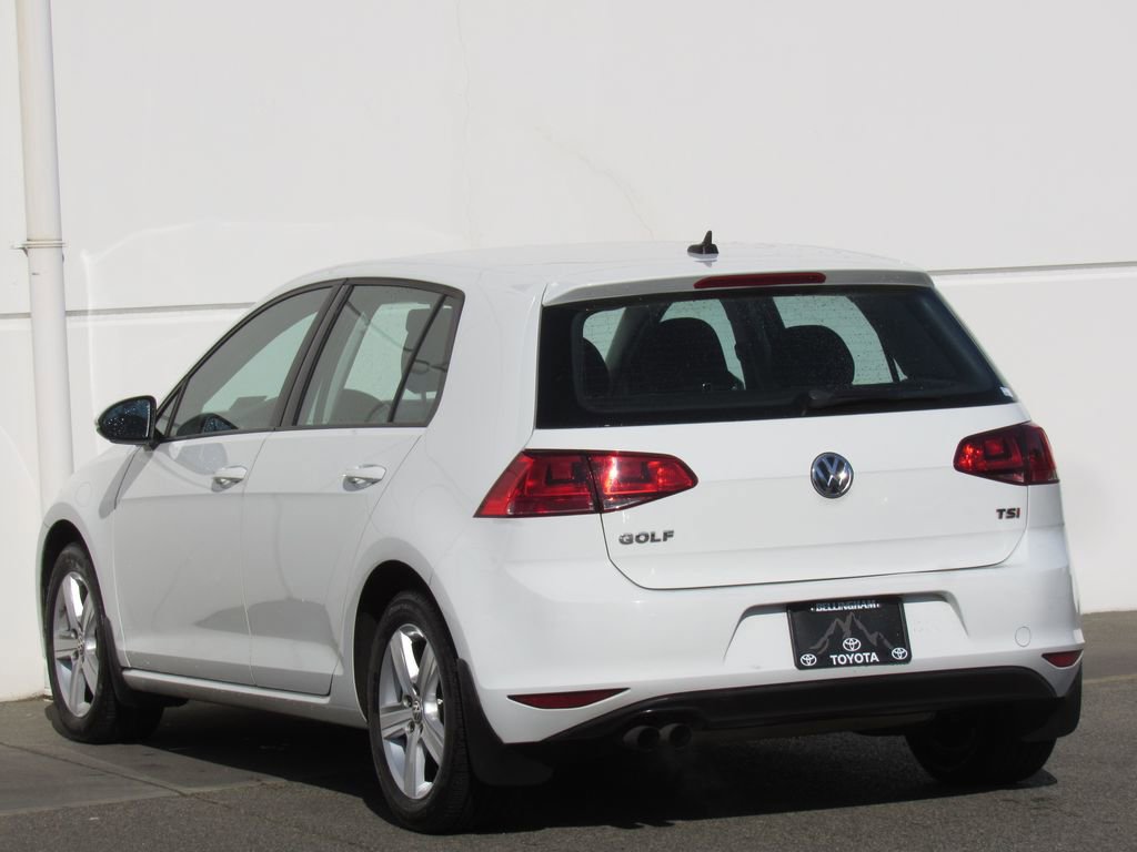 Used 2017 Volkswagen Golf S image 5