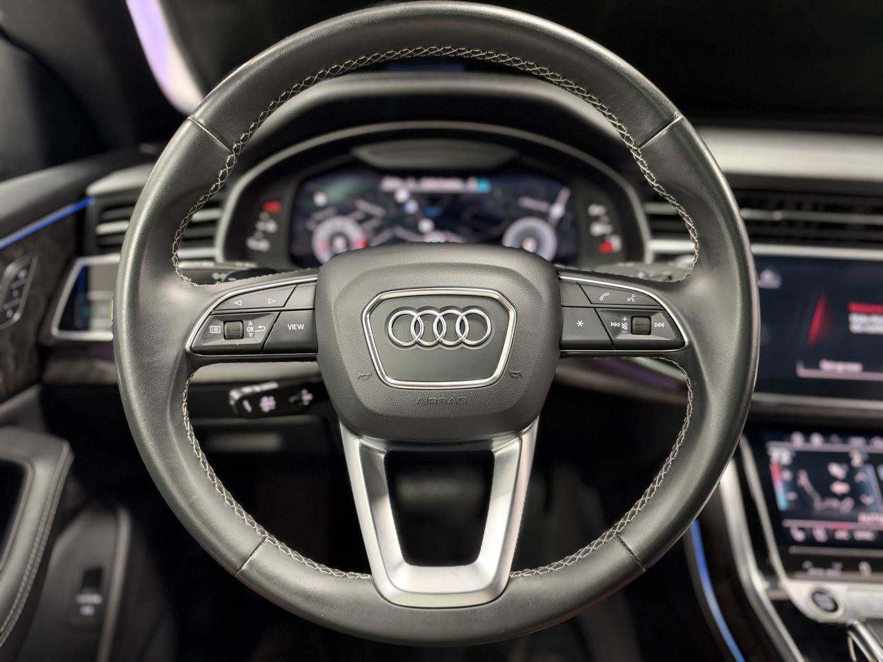 Used 2023 Audi Q8 Prestige w/ Prestige Package AWD/4WD image 17