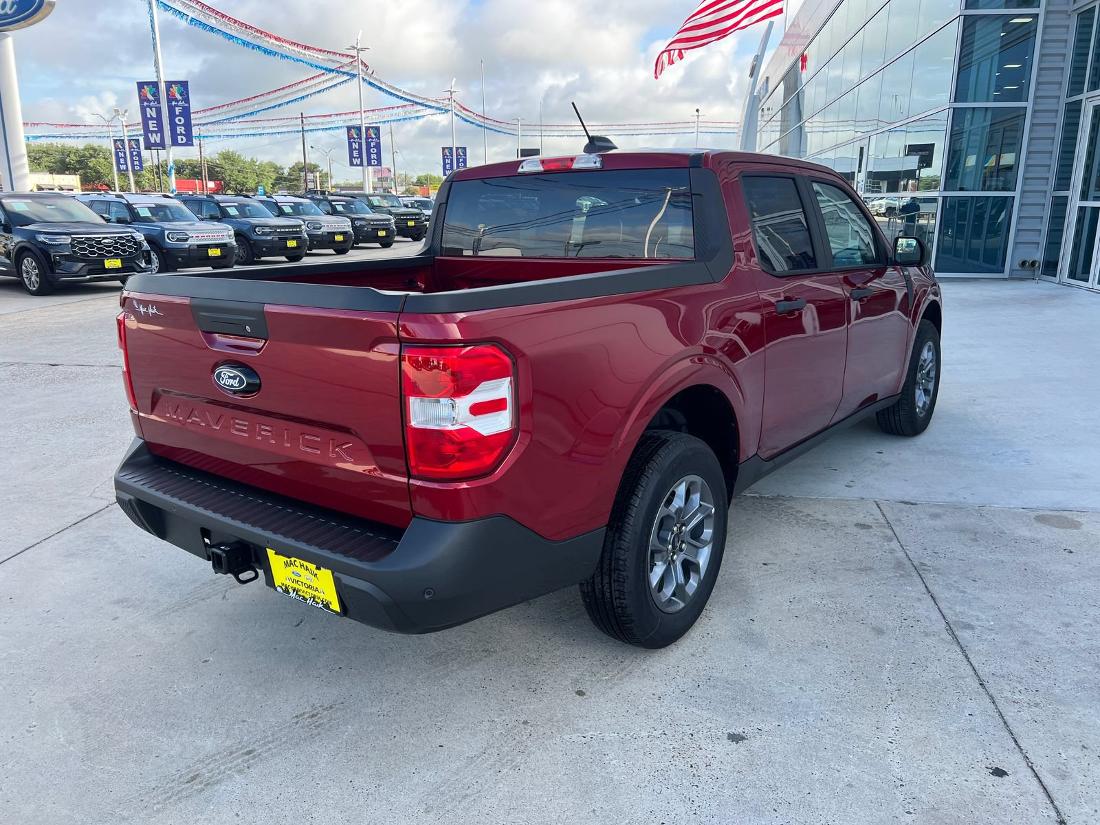 New 2026 Ford Maverick XLT FWD image 3