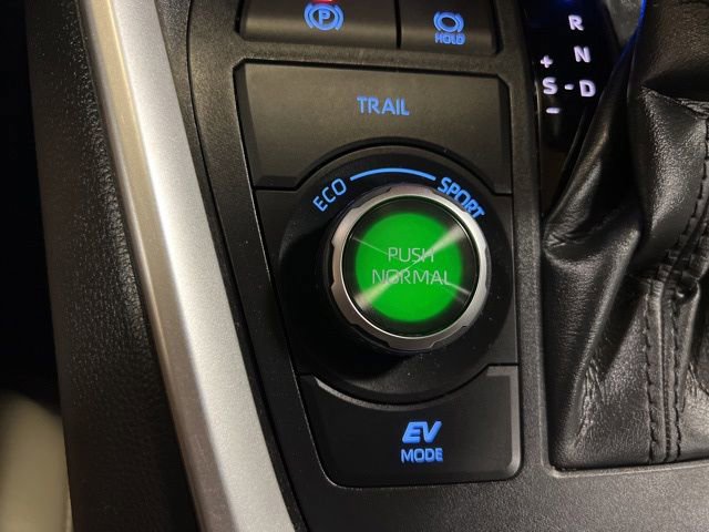 Used 2022 Toyota RAV4 Limited w/ Limited Grade Weather Package image 28