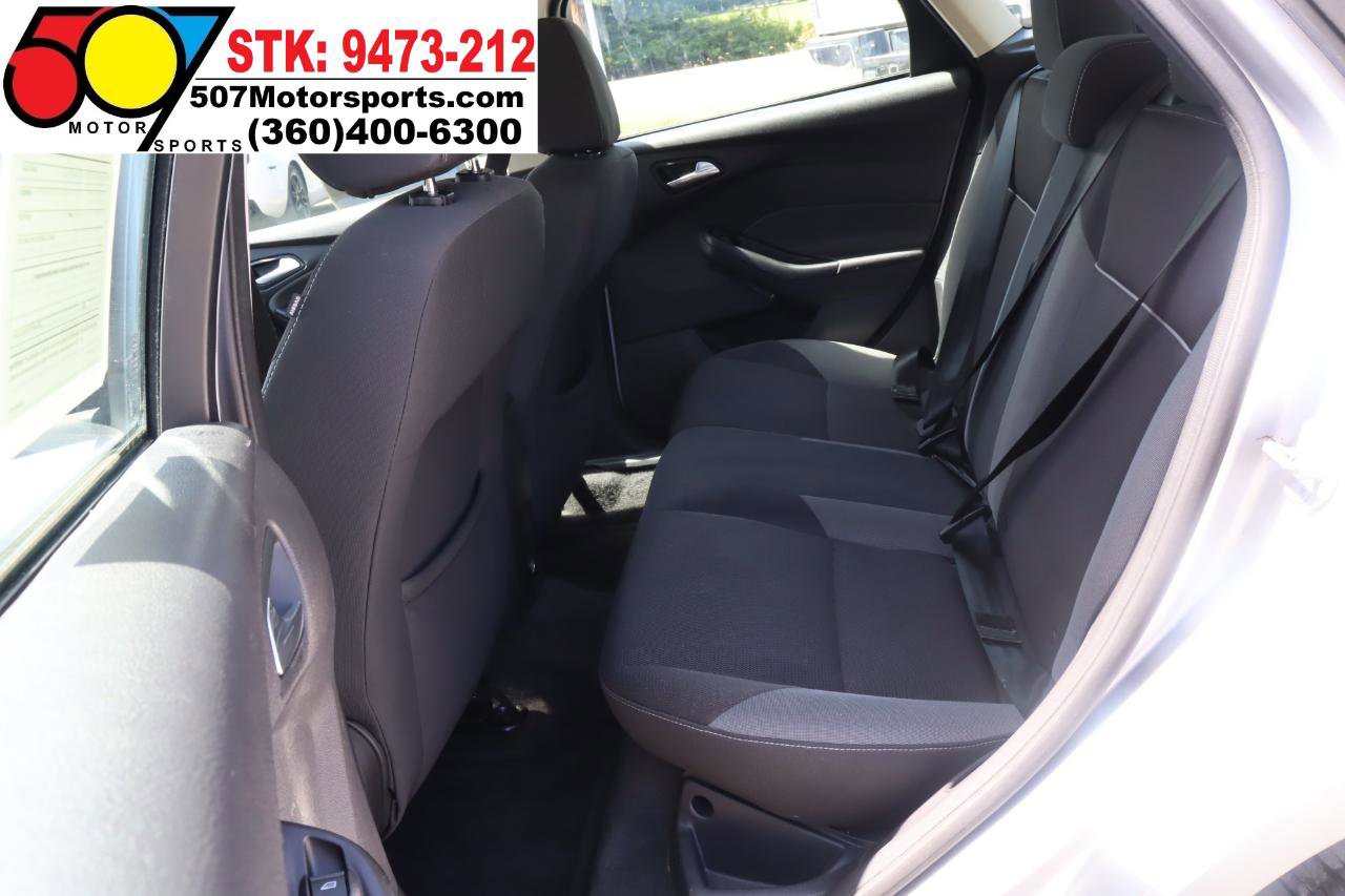 Used 2013 Ford Focus SE FWD image 14