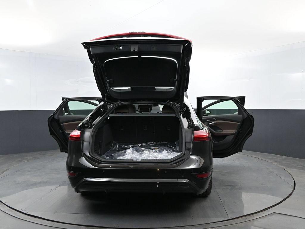 New 2025 Audi A6 e-tron Premium Plus AWD/4WD image 26