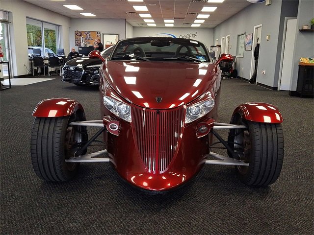 Used 2000 Plymouth Prowler image 2