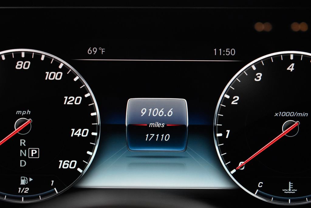 Used 2020 Mercedes-Benz S 560 4MATIC Coupe image 31