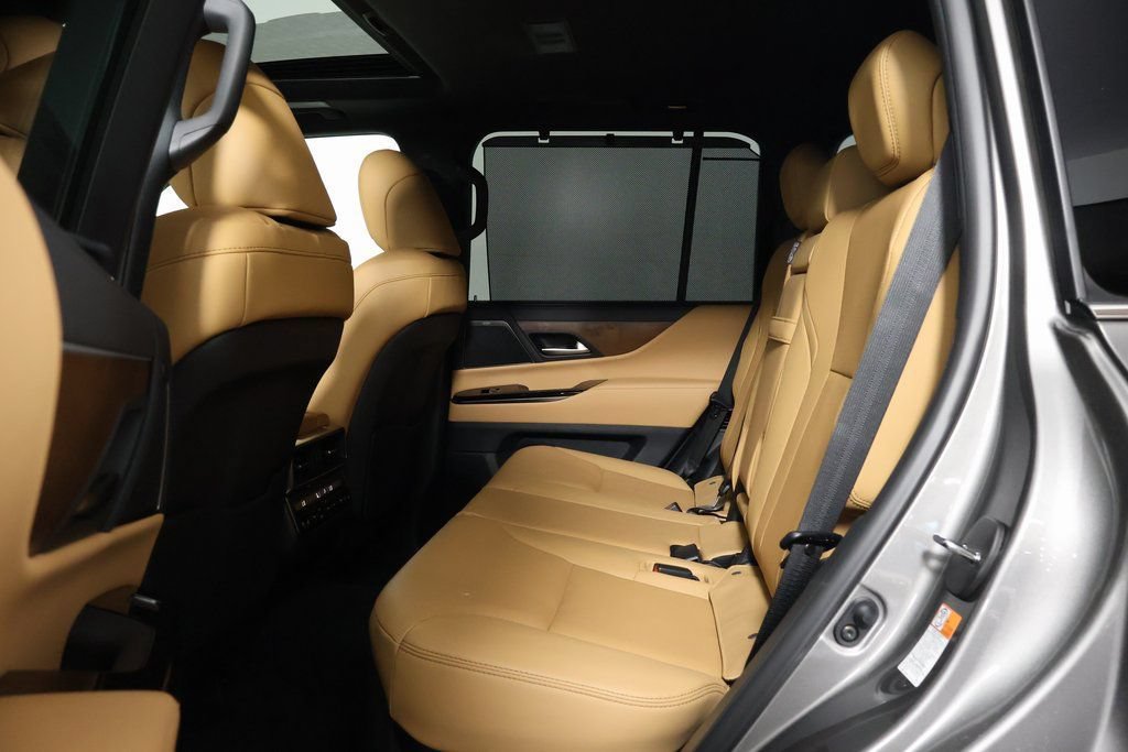 New 2026 Lexus LX 600 4WD w/ Luxury Package image 6