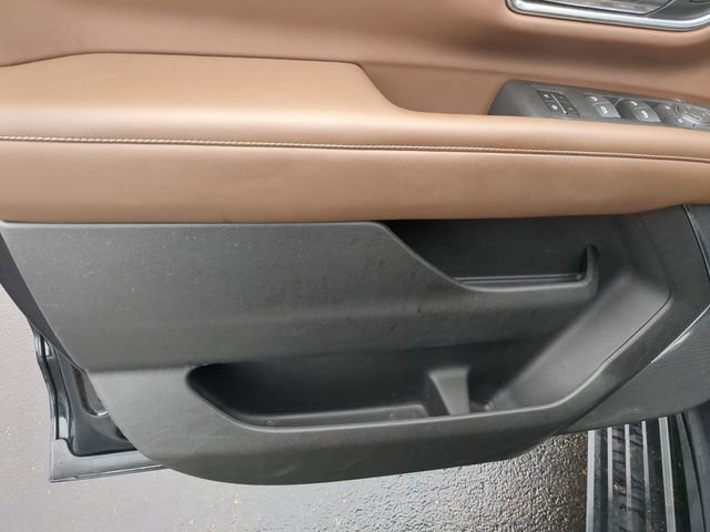 Used 2021 Chevrolet Suburban High Country image 12