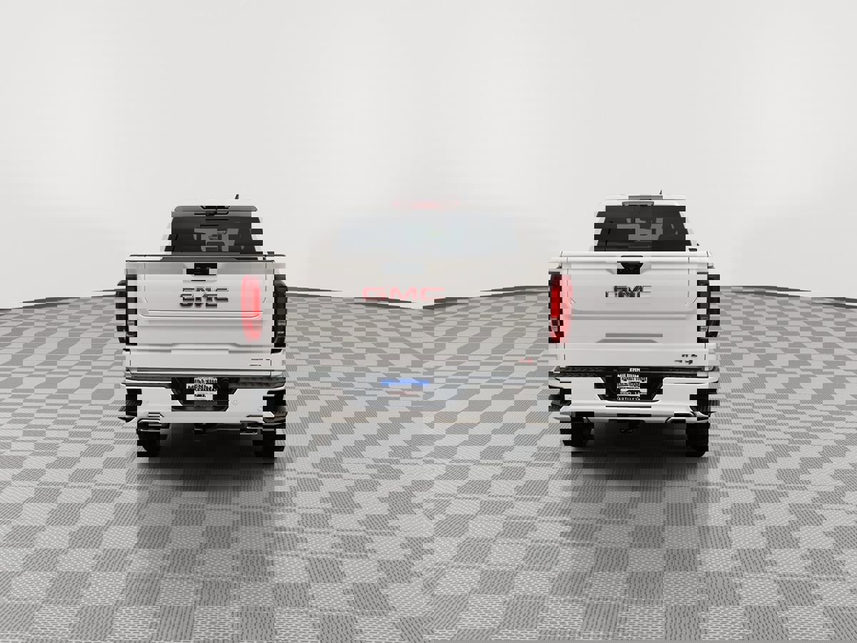 Used 2024 GMC Sierra 1500 AT4 w/ Technology Package image 6