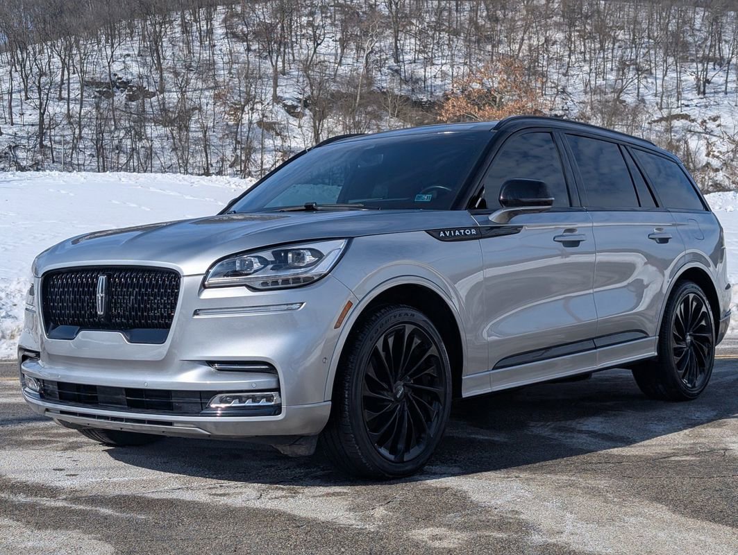 Used 2023 Lincoln Aviator Black Label w/ Jet Package image 15