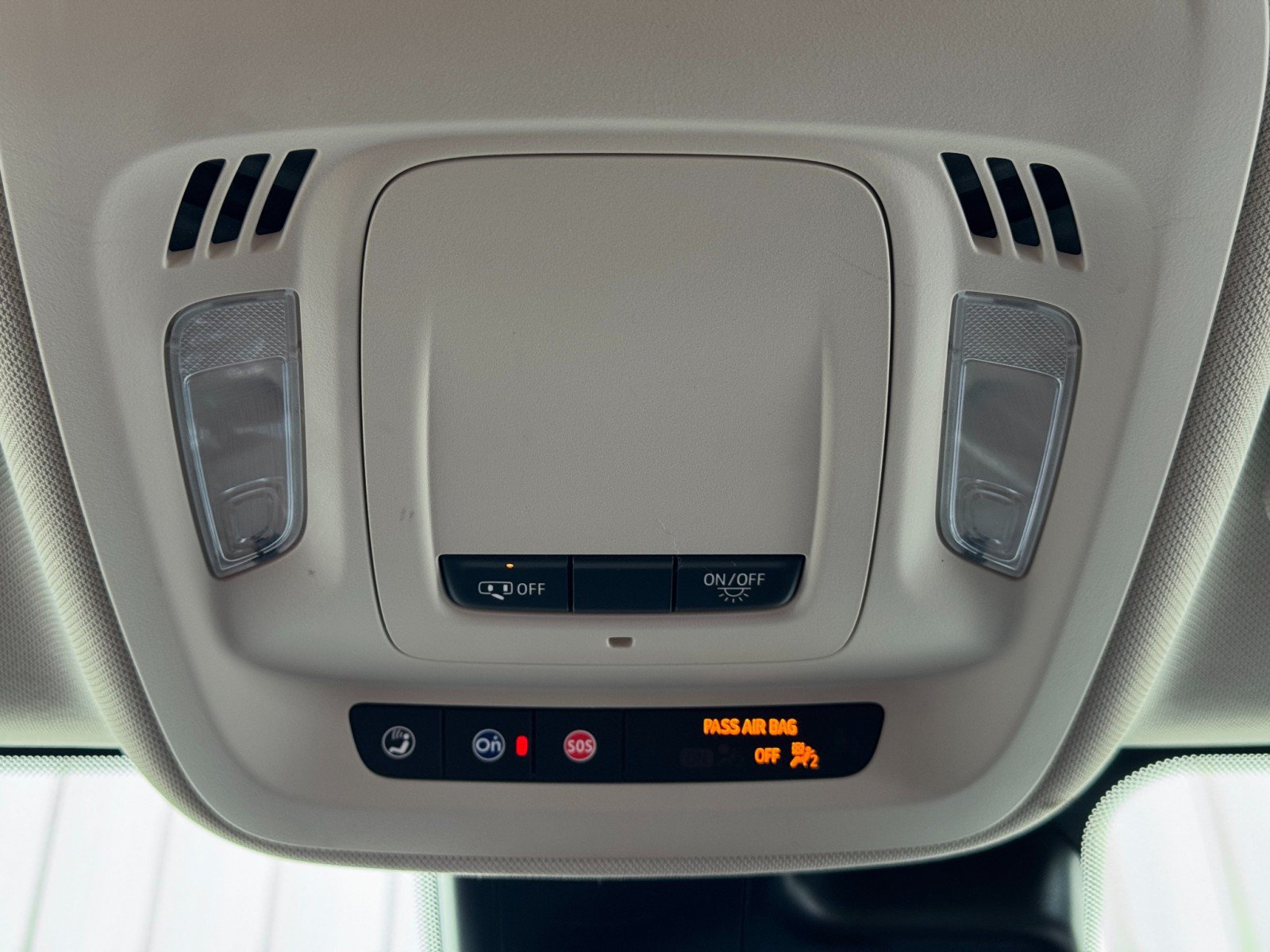 Used 2022 Buick Envision Preferred FWD image 33