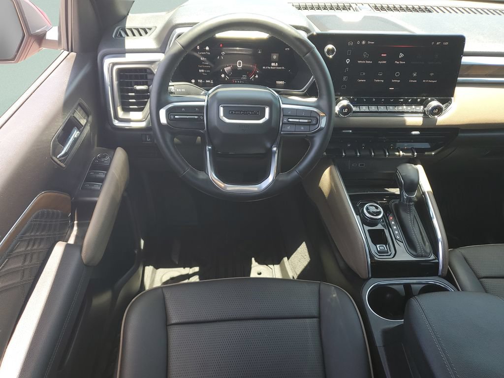 Used 2026 GMC Canyon Denali AWD/4WD image 12
