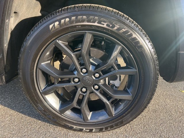 Used 2023 Jeep Grand Cherokee 30th Anniversary image 13