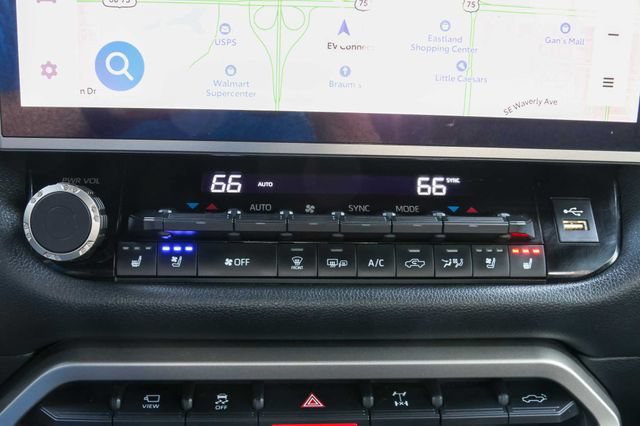 Used 2026 Toyota Tundra Limited w/ TRD Off-Road Package AWD/4WD image 26