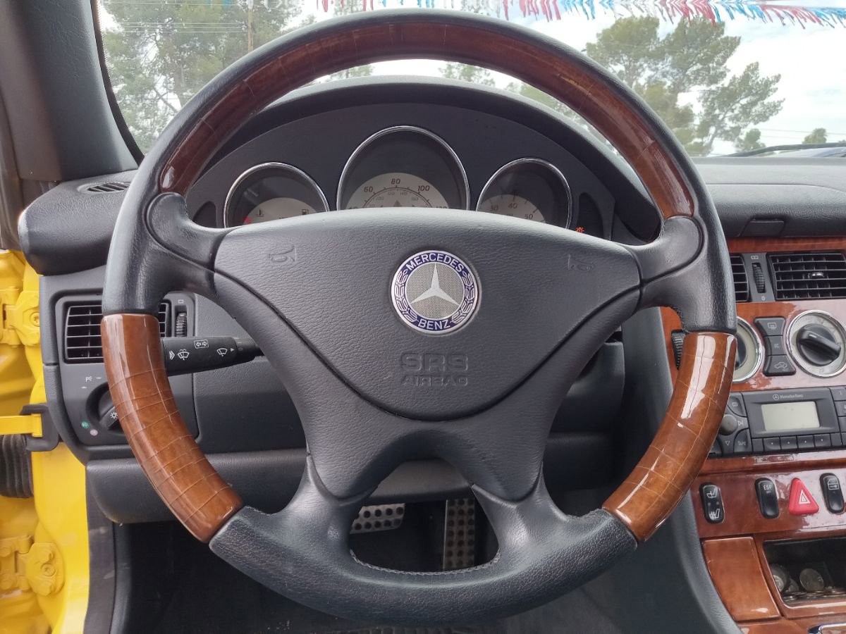 Used 2002 Mercedes-Benz SLK 320 image 15