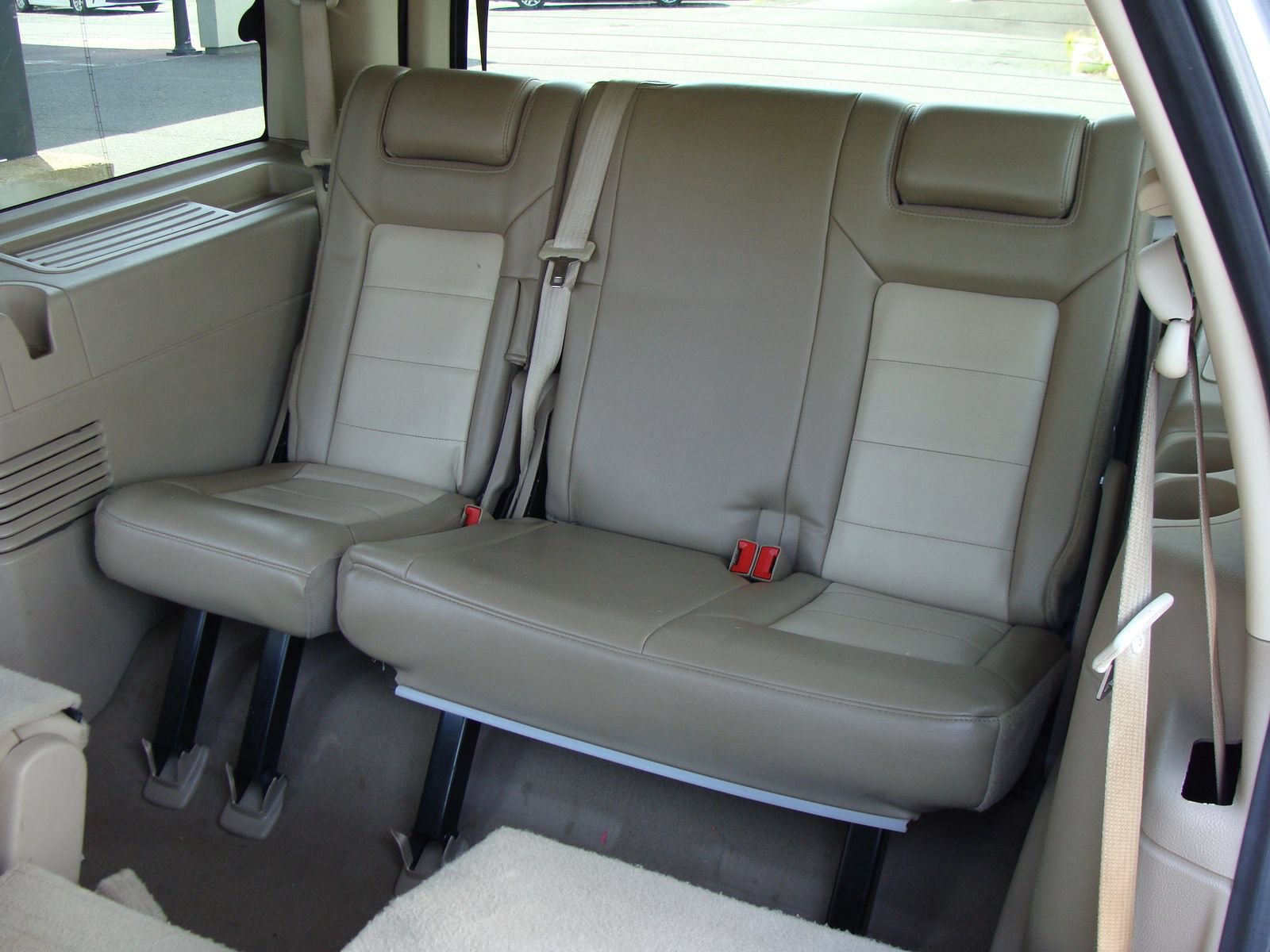 Used 2006 Ford Expedition Eddie Bauer AWD/4WD image 29