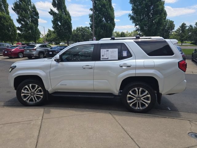 Used 2025 Toyota 4Runner Limited AWD/4WD image 6