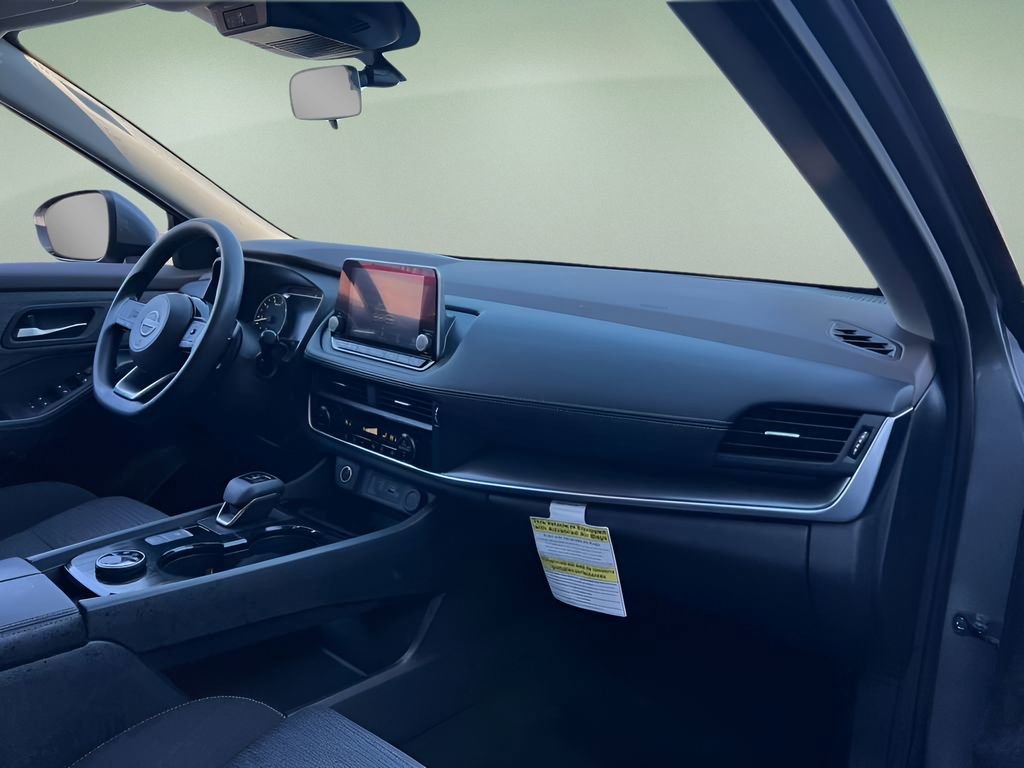 Used 2023 Nissan Rogue SV image 20