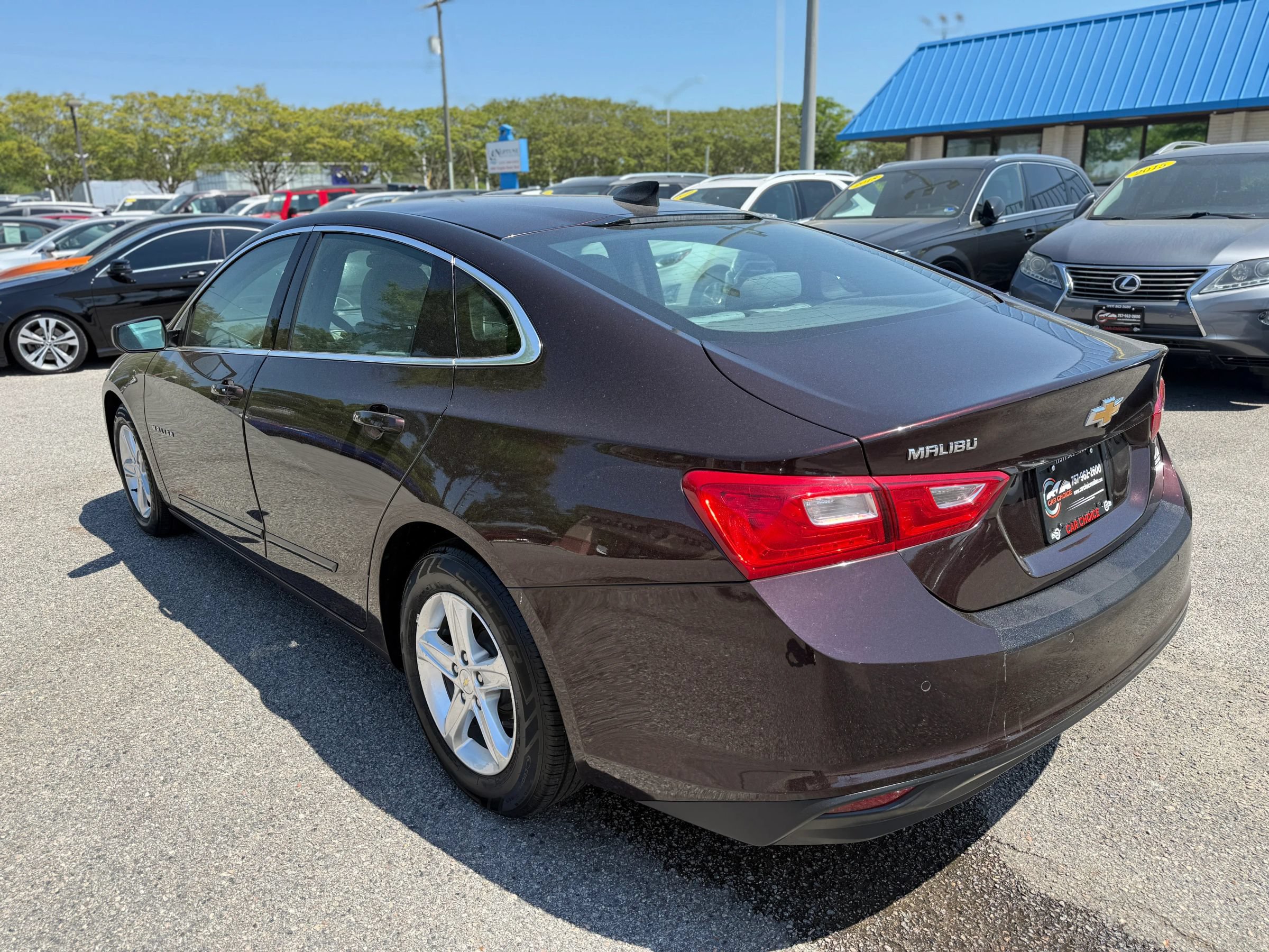 Used 2021 Chevrolet Malibu LS w/ Driver Confidence Package II FWD image 9
