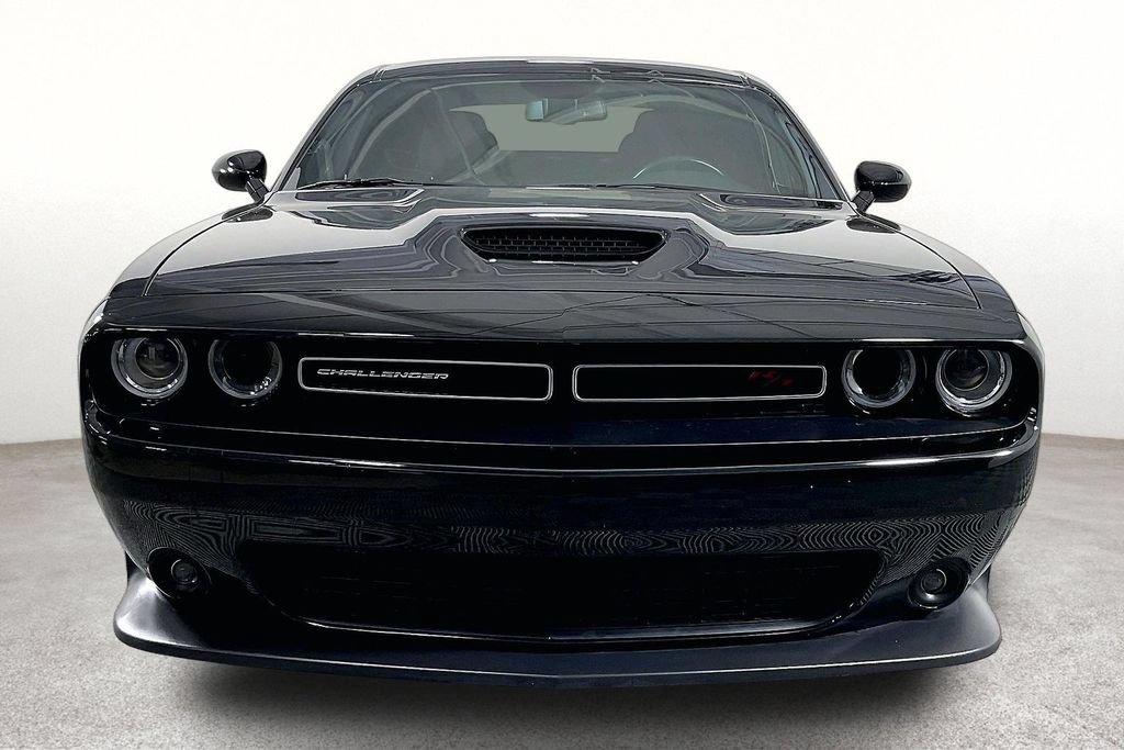 Used 2020 Dodge Challenger R/T RWD image 5