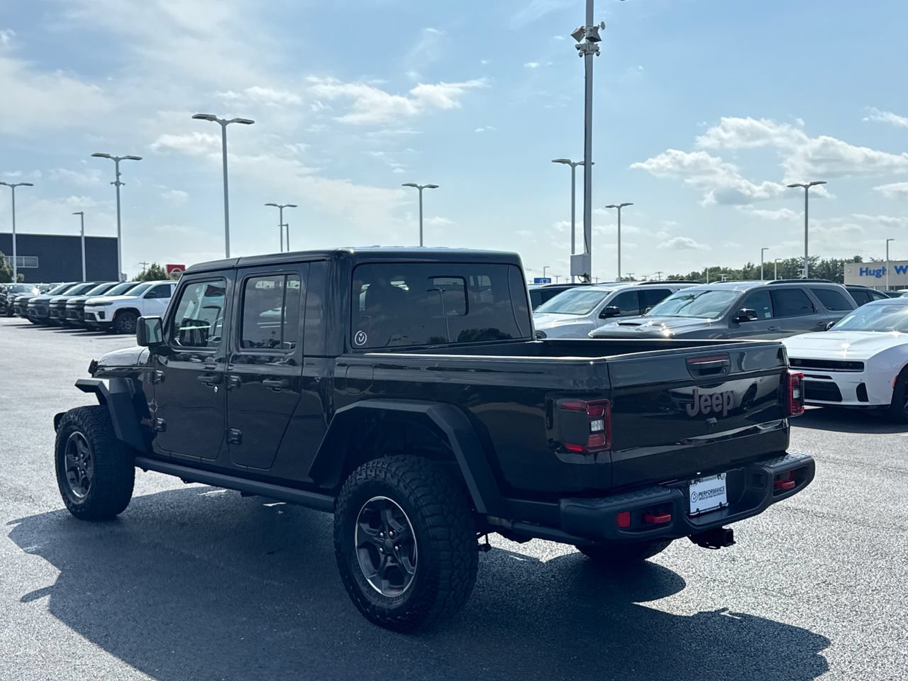 Used 2022 Jeep Gladiator Rubicon w/ LED Lighting Group AWD/4WD image 5