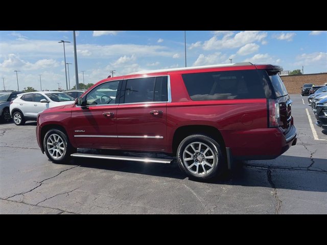 Certified 2017 GMC Yukon XL Denali w/ Open Road Package AWD/4WD image 6