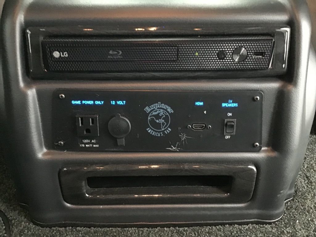 Used 2021 GMC Savana 2500 image 45