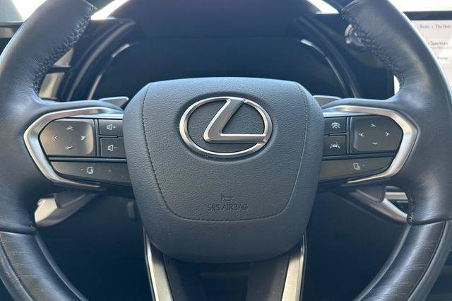 Used 2023 Lexus RX 350 w/ Accessory Package (Z1) AWD/4WD image 22