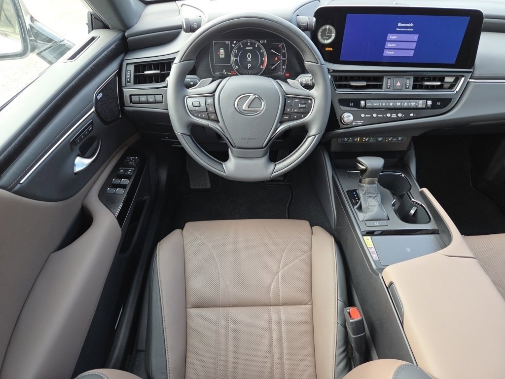 New 2025 Lexus ES 350 350 Luxury image 4